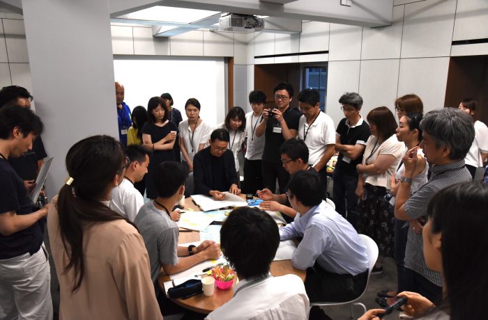 WDA限定研究会「Visual logue - 視覚的対話の手法を探る」(ゲスト・富田誠 さん)